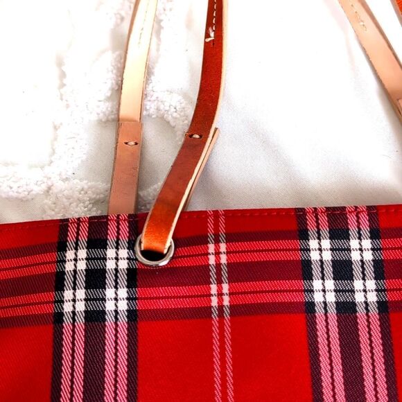 Red Canvas Inspired Plaid Tote  by  Lord and Taylor🎀 - Picture 13 of 16